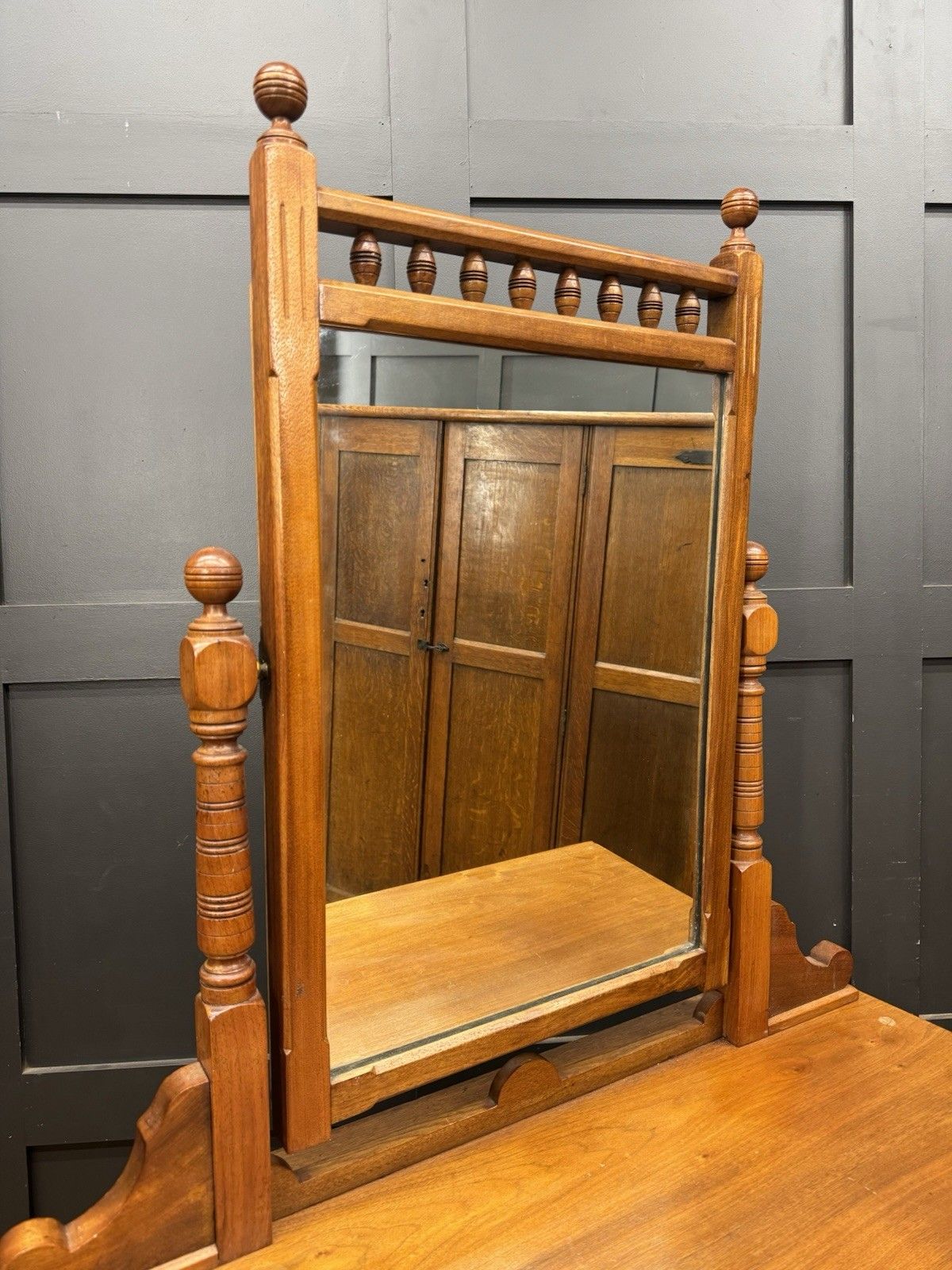 Antique Walnut Chest Of Drawers By Maple & Co \ Edwardian Dressing Table photo for sale