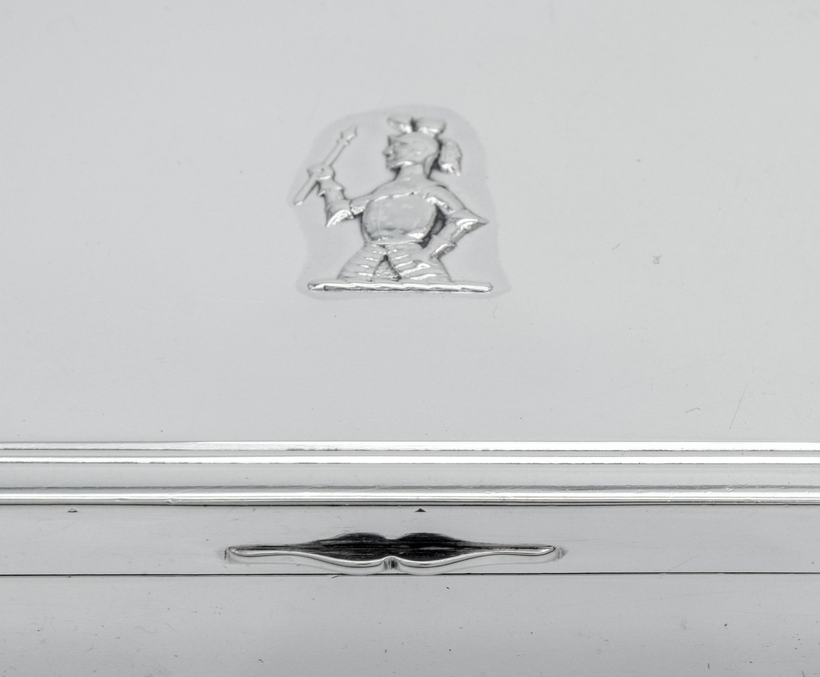 Sebastian Garrard Sterling Silver Knight Trinket Box London 1931 Garrard & Co photo for sale