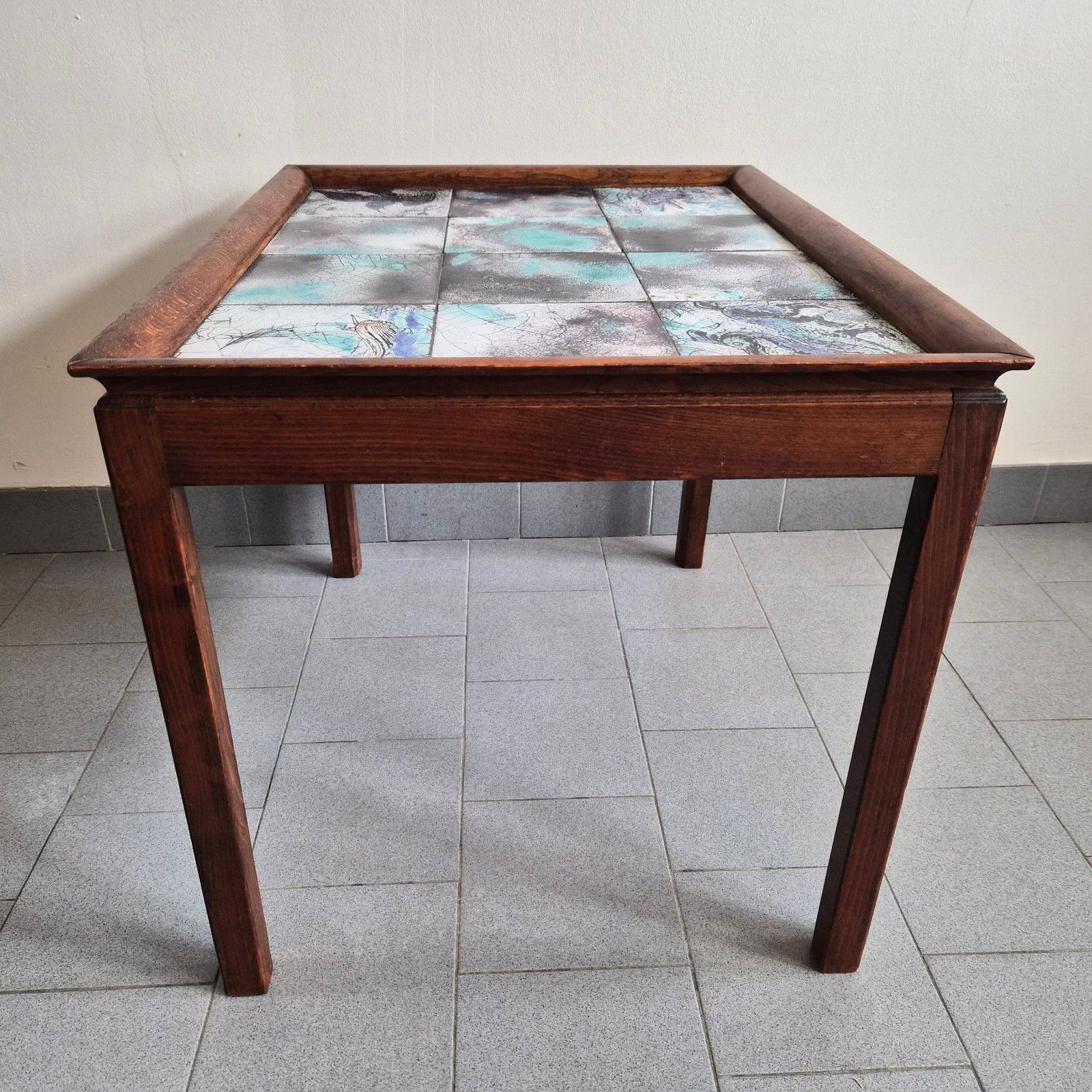 photo for sale Table d'appoint vintage scandinave 1940 de Frits Henningsen en teck & céramique