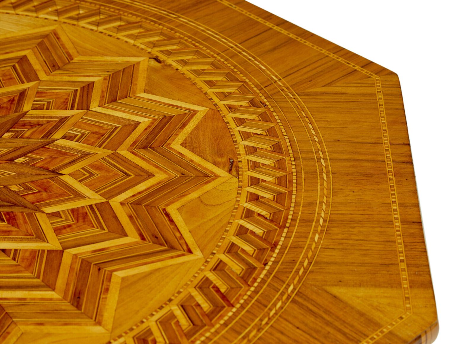 Italian 19th Century Inlaid Walnut Sorrento Table photo vinterior