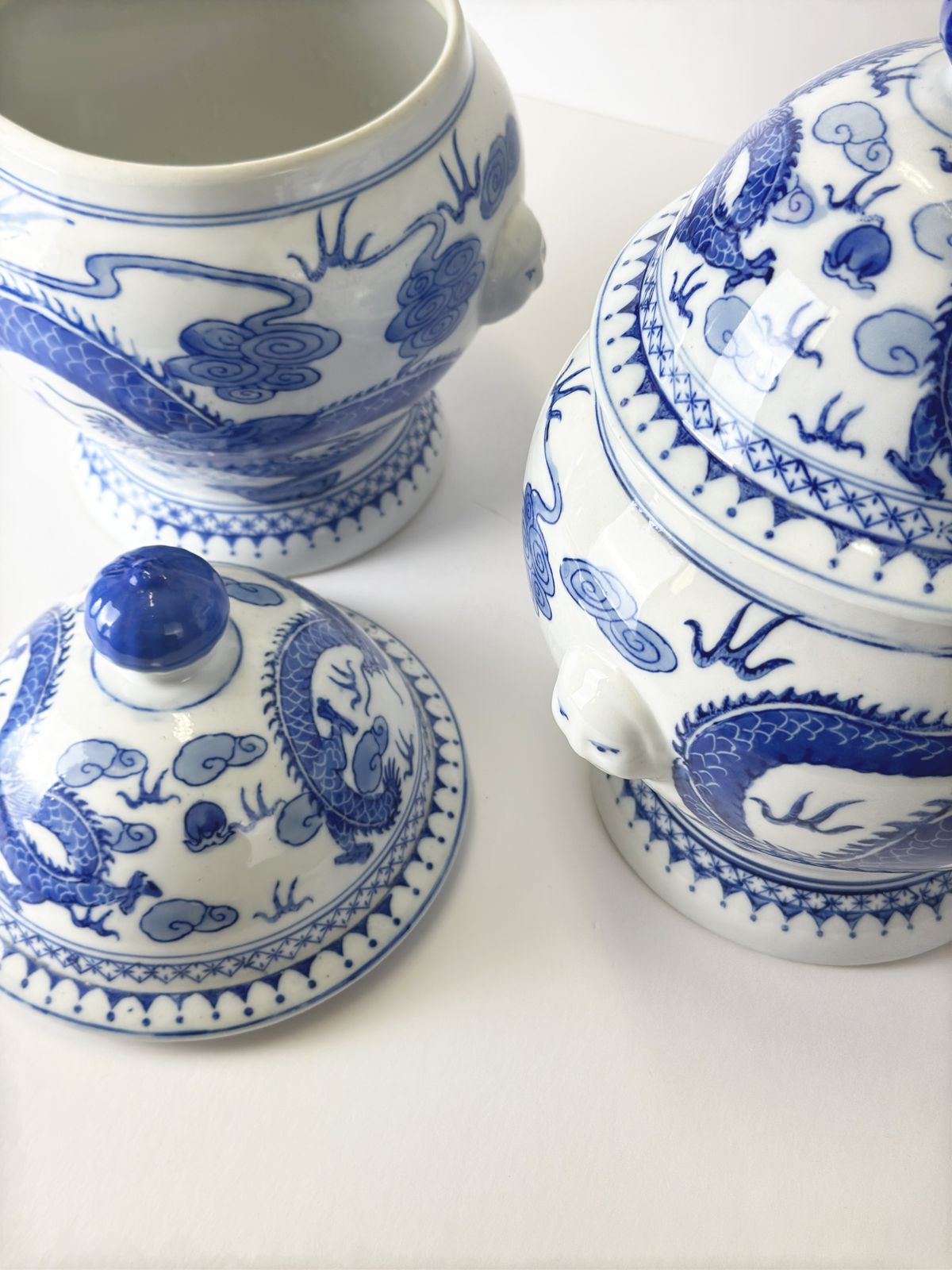Pair Of Blue And White Porcelain Ginger Jars With Dragon Motif, Qing Style photo Home Decor