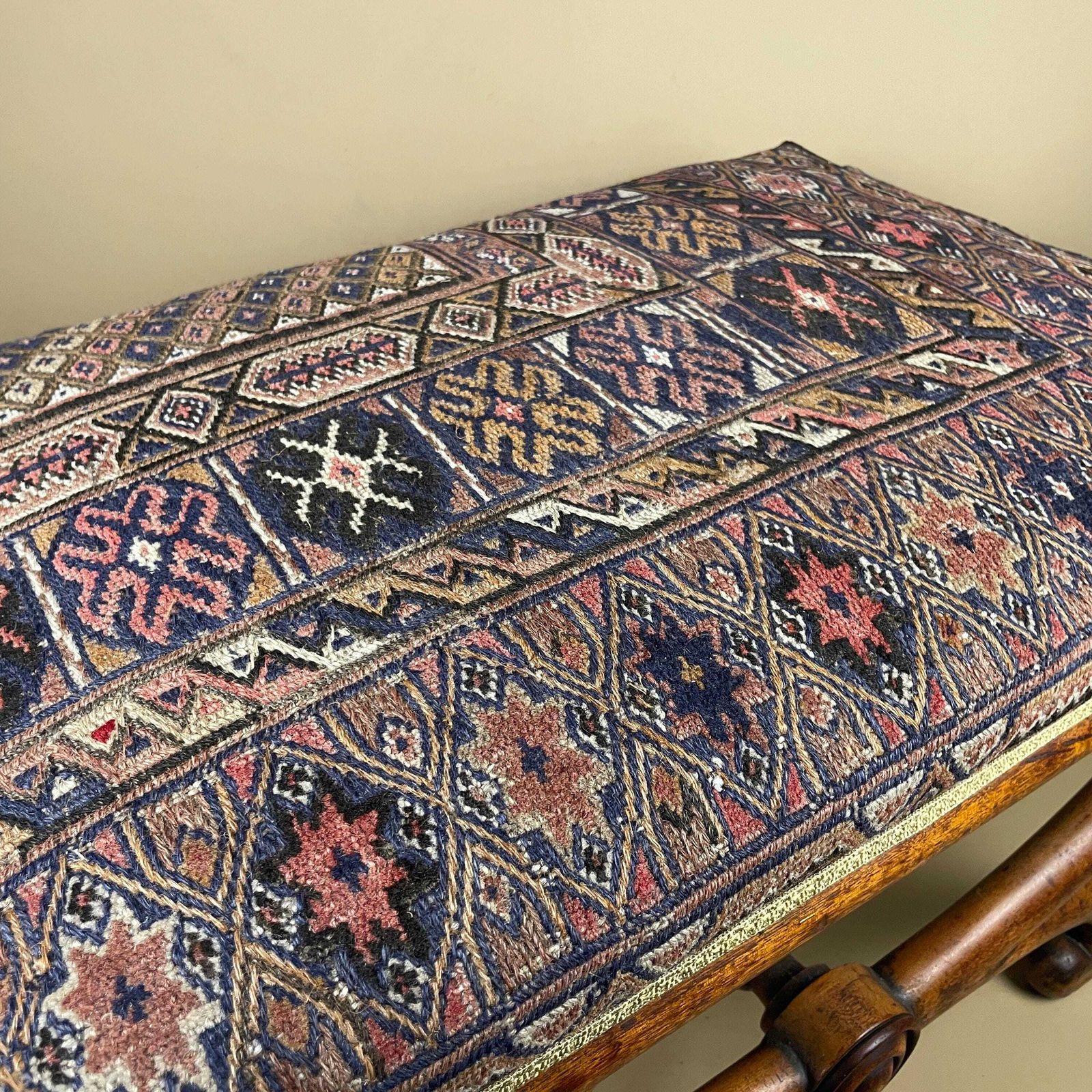 Antique Hallway Bench X Frame Curule Stool Upholstered Carpet Top Seat Wooden Legs Cottage Farmhouse Furniture Regency Savonarola Style photo vintage