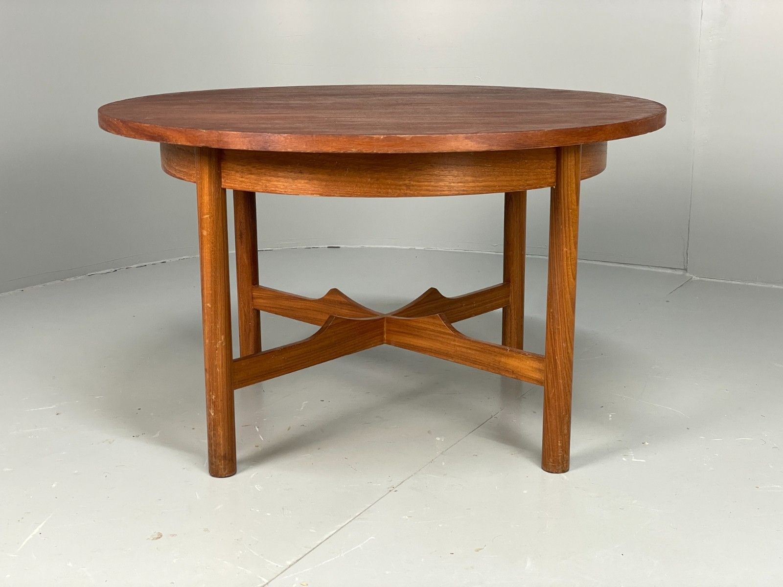 Vintage Teak Coffee Table 1960s Round Shape Mid Century Eb11509 Mwoo