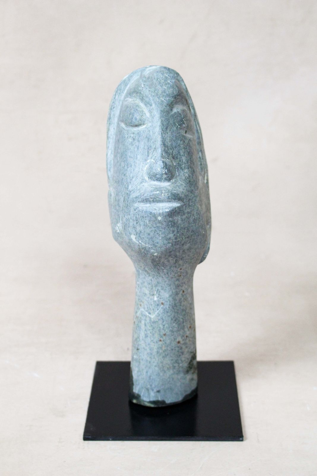 Stone Head Sculpture By Rizimu Chiwawa Zimbabwe 30.6