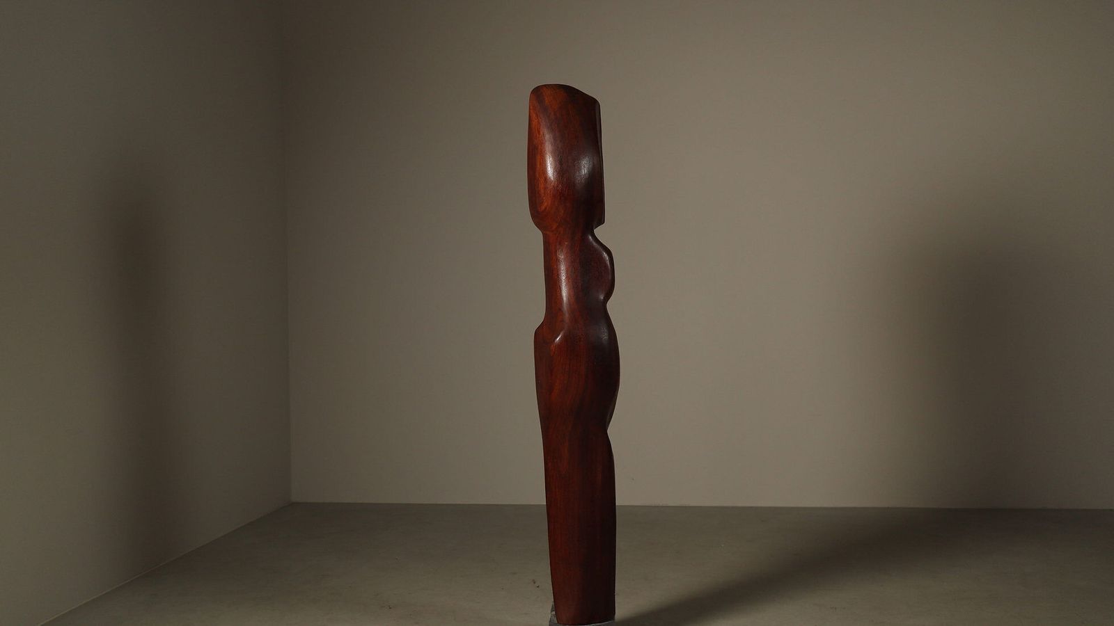 3791.0 Monumental Wooden Sculpture Of Afzelia By Begga D'haese, Belgium, Circa 1985 photo