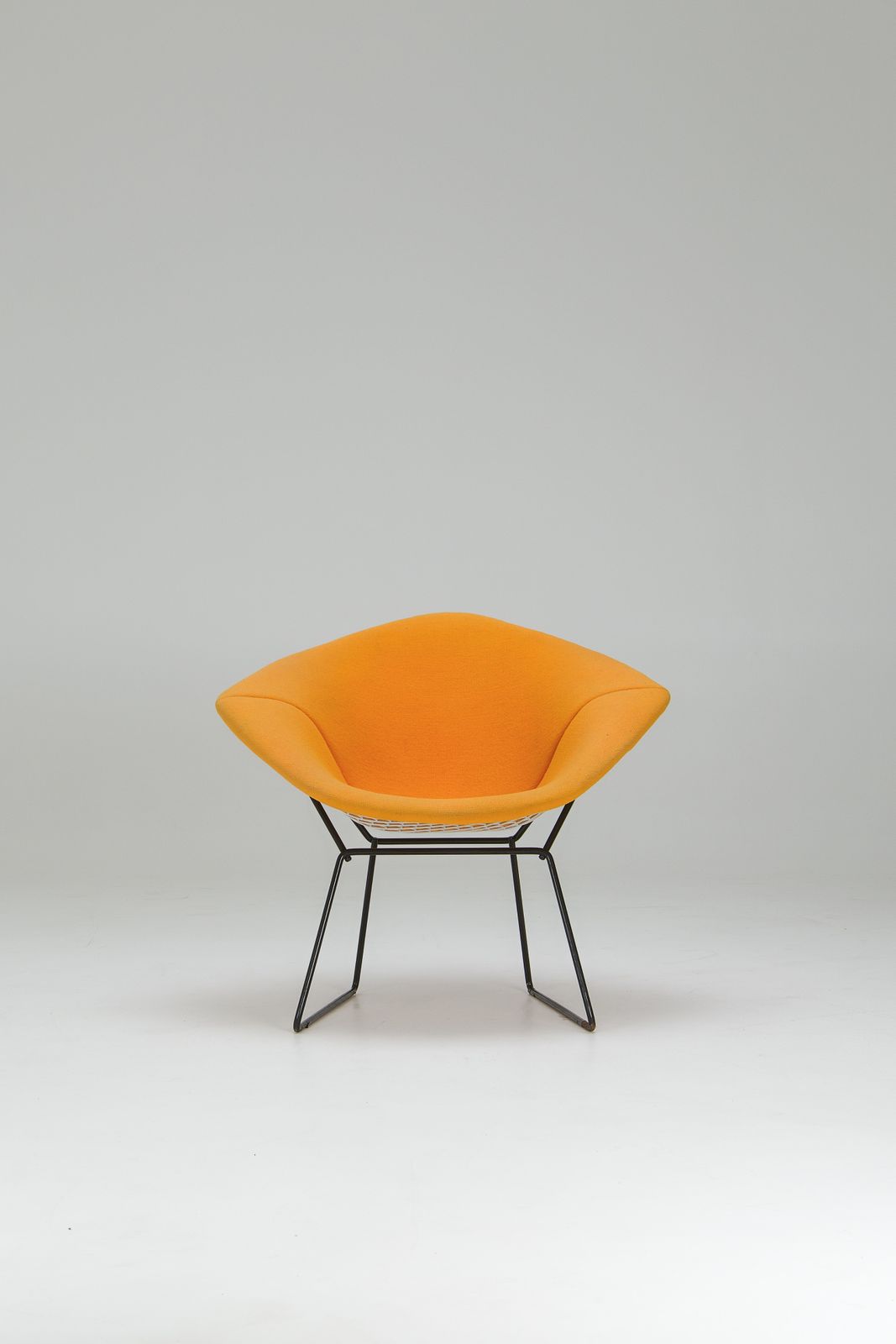 Diamond Chair – Yellow Upholstery   Harry Bertoia photo furniture