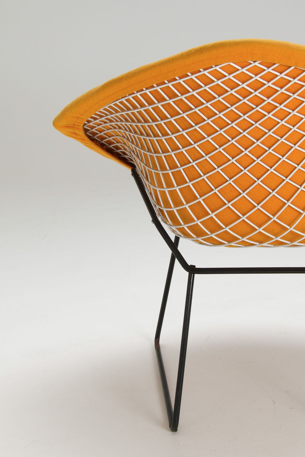 photo for sale Diamond Chair – Yellow Upholstery   Harry Bertoia