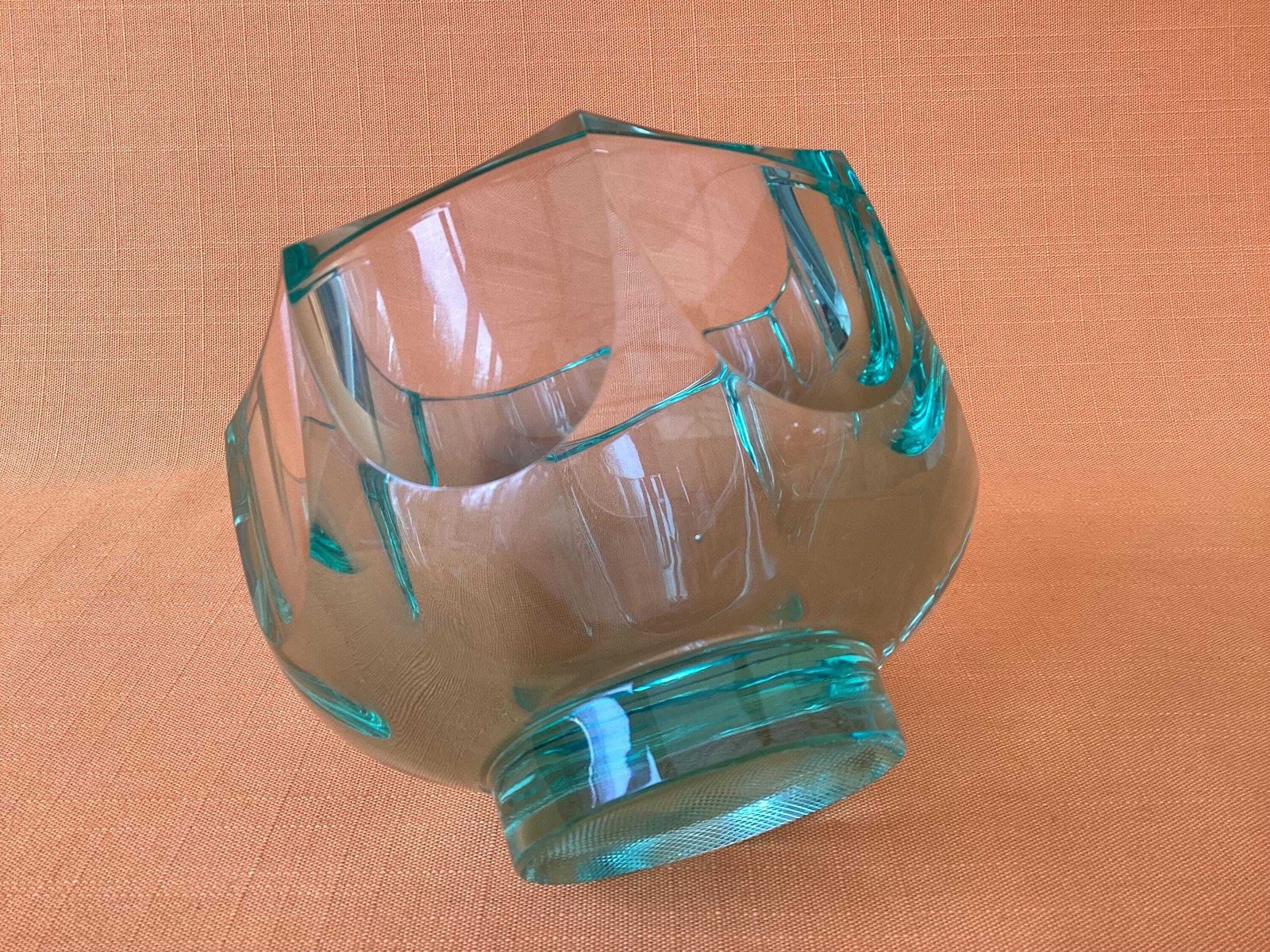 photo vinterior Rare Moser Emerald Green Glass Bowl, 1970 Adolf Matura Design, Production No. 2161