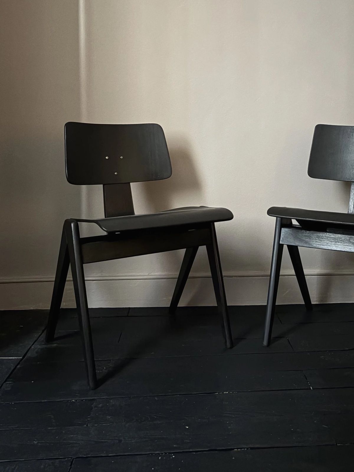 photo for sale Pair Of Hillestak Chairs By Robin Day For Hille, United Kingdom Circa 1967