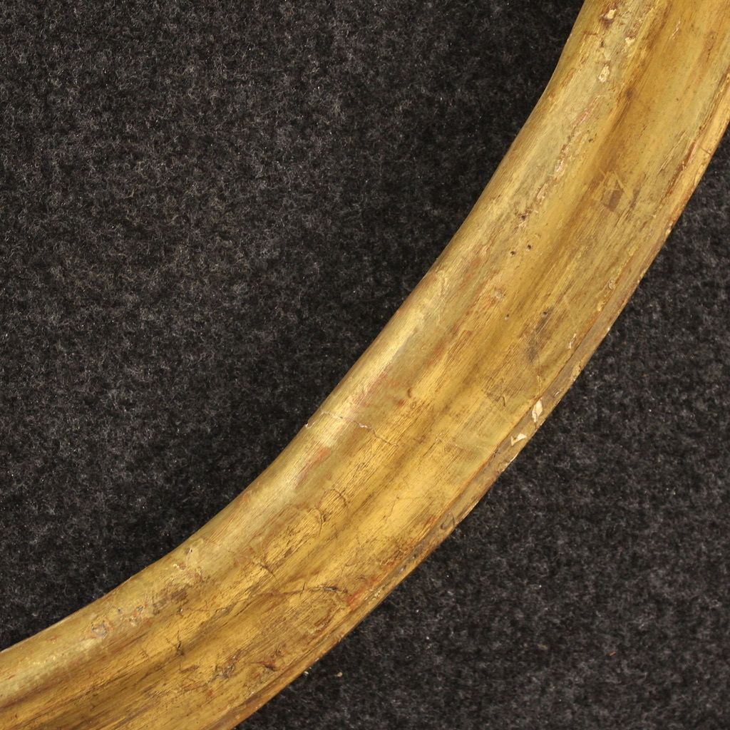 19th Century Italian Oval Gilded Frame photo vintage
