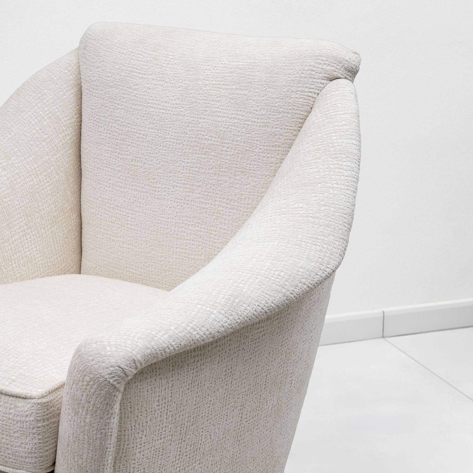 Furniture Pair Of Ico Parisi Midcentury Modern Italian Armchairs For Ariberto Colombo, 50s photo