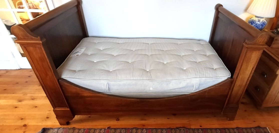 Antique French Oak Lit Bateau Super Single Size Bed Mattress And Bedbase photo Furniture