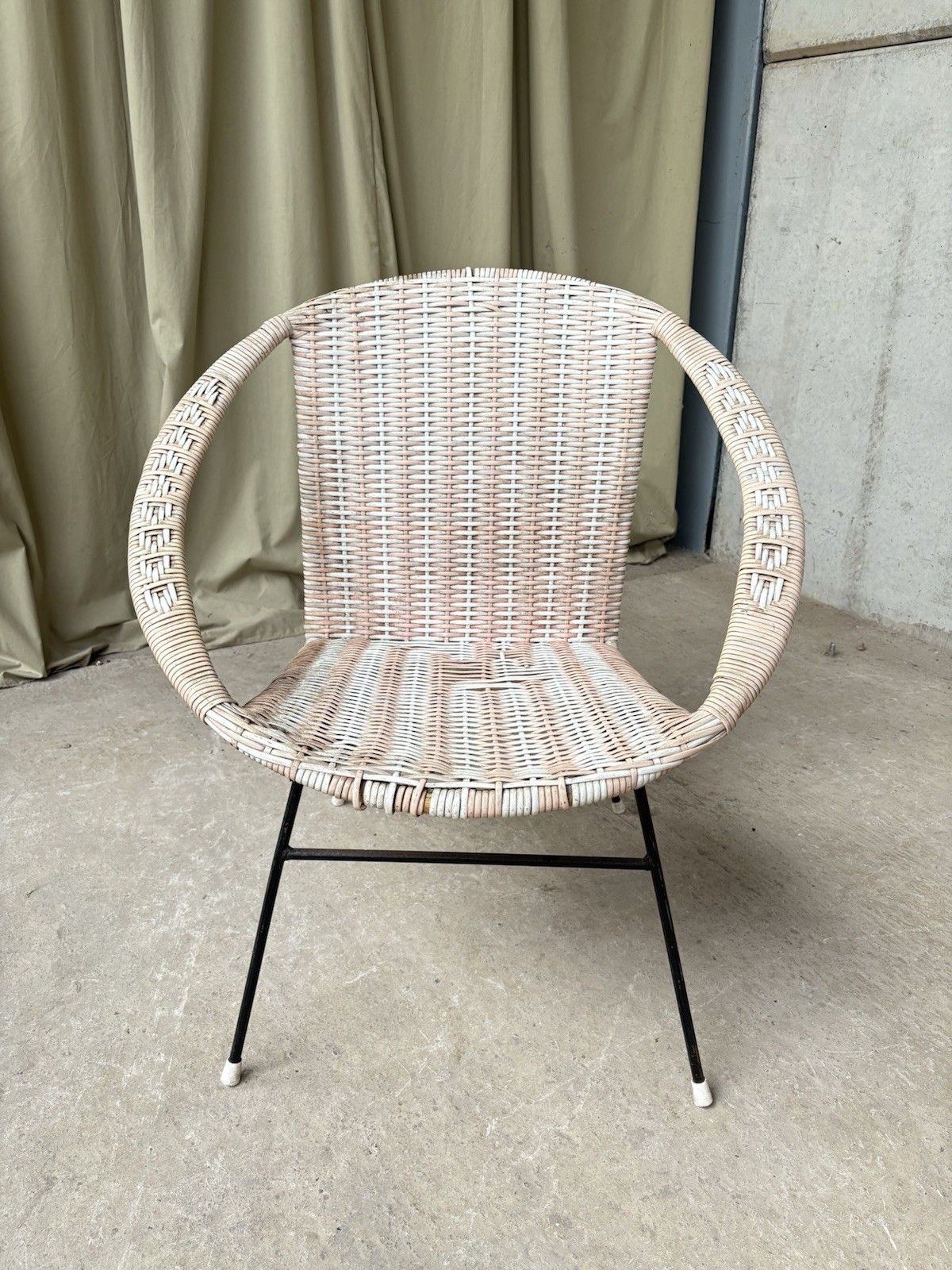 Vtg Mid Century Satellite Egg Chair Retro Italian Style R1085 photo vintage