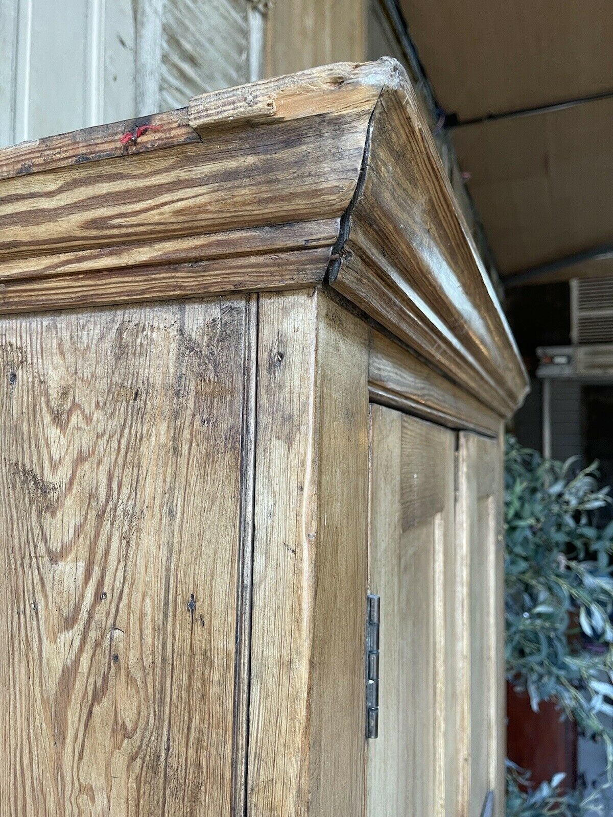 photo furniture Lovely Antique Pine Wardrobe, 1800s