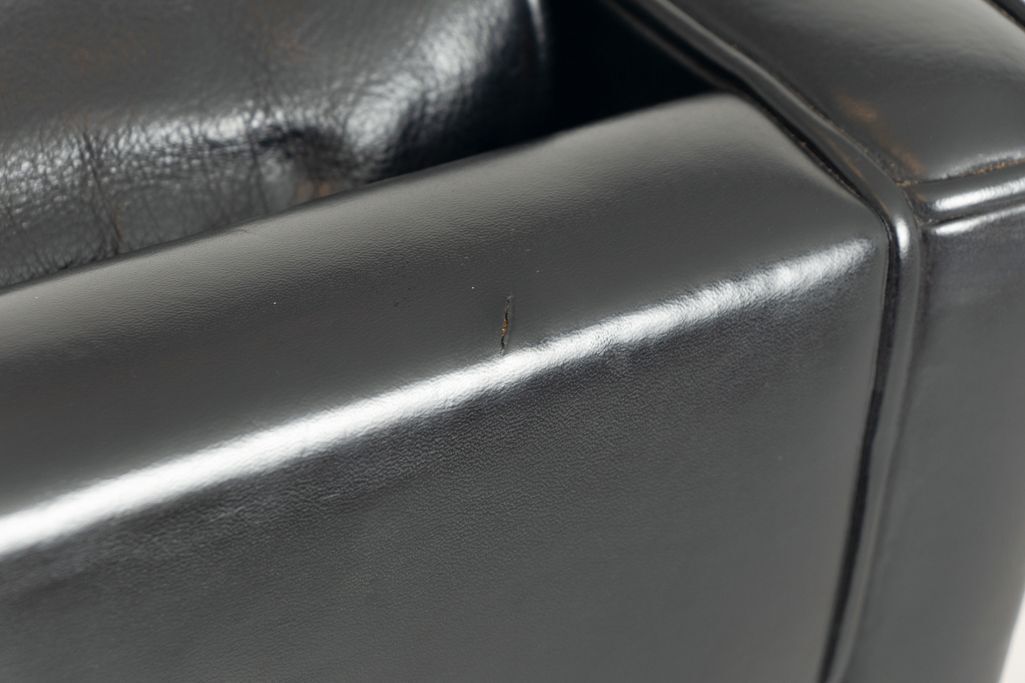 photo furniture Oak & Leather Wing Chair Model 2204 Wing Chair By Borge Mogensen For Fredericia, Denmark