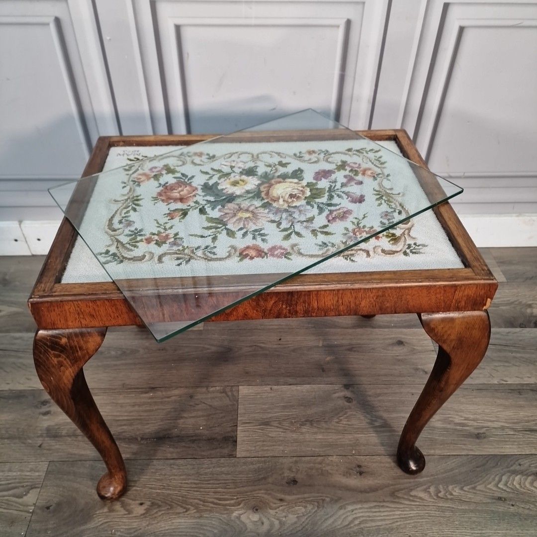 Vintage Walnut Side Table Glass Top Queen Anne Wood Coffee Floral Needlework photo buy