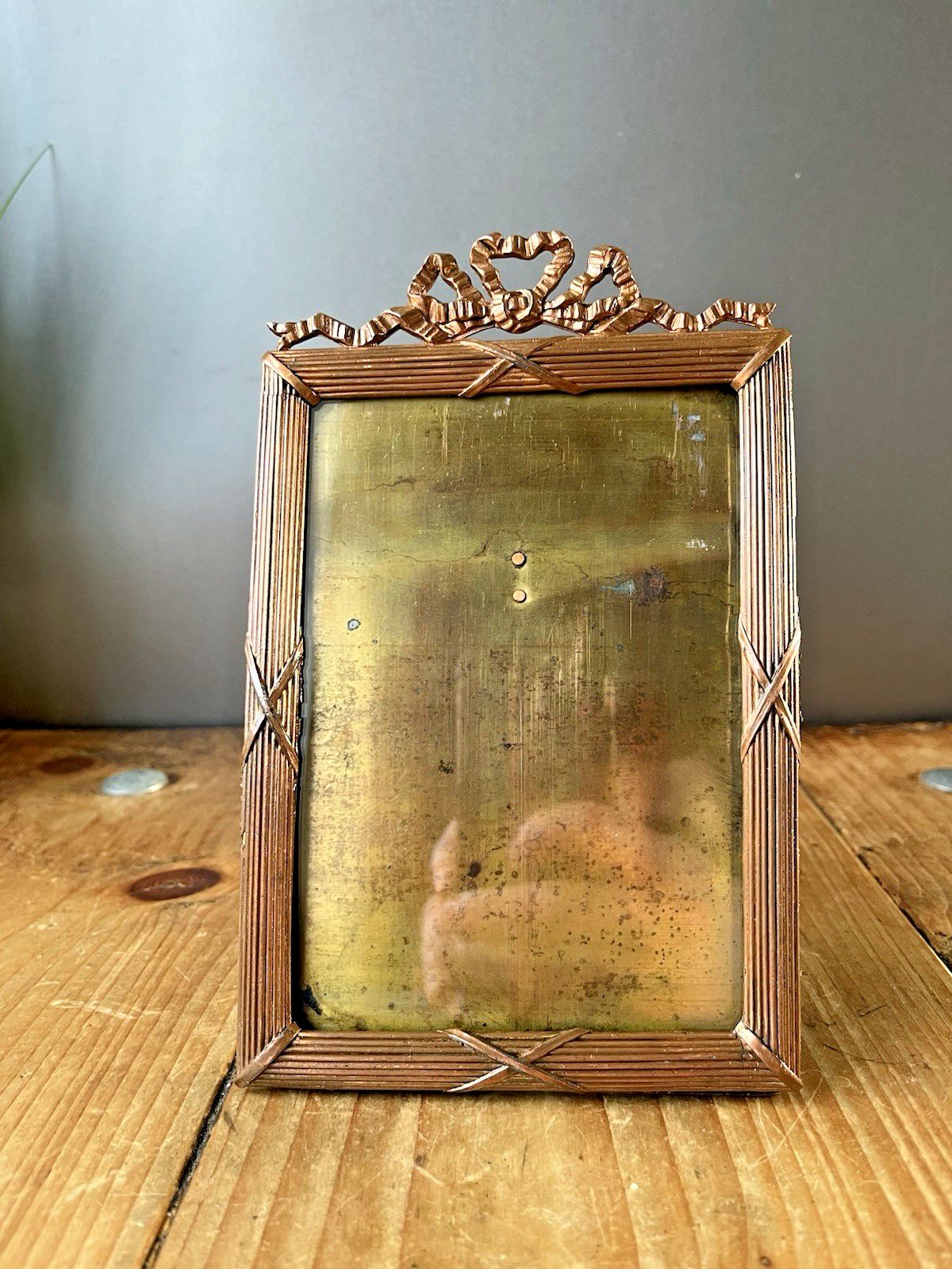 Home Decor Antique French Regency Ribbon Reeded Copper Glass Easel Photo Picture Frame 19th photo