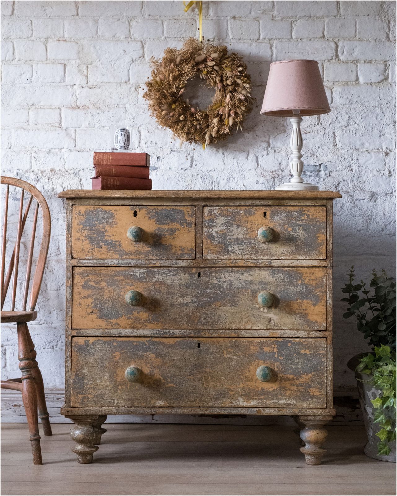 Stunning Painted Victorian Pine Chest Of 4 Drawers (2 Over 2) Raised On Turned Legs (948) photo furniture