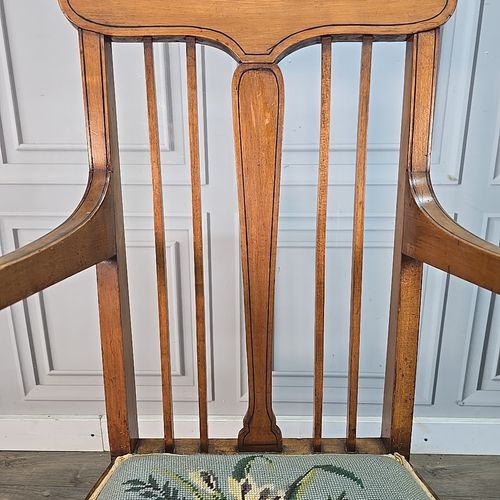 Antique Wooden Carver Armchair Fireside Lounge Chair Satin Wood Arts & Crafts photo vinterior