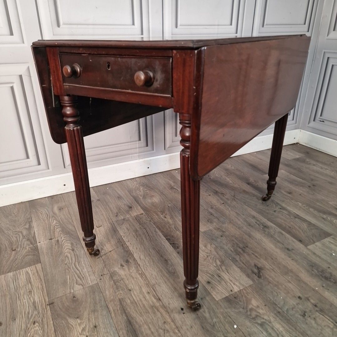 Antique Pembroke Table Solid Wood Drop Leaf Turn Leg Sofa Dining Mahogany photo for sale