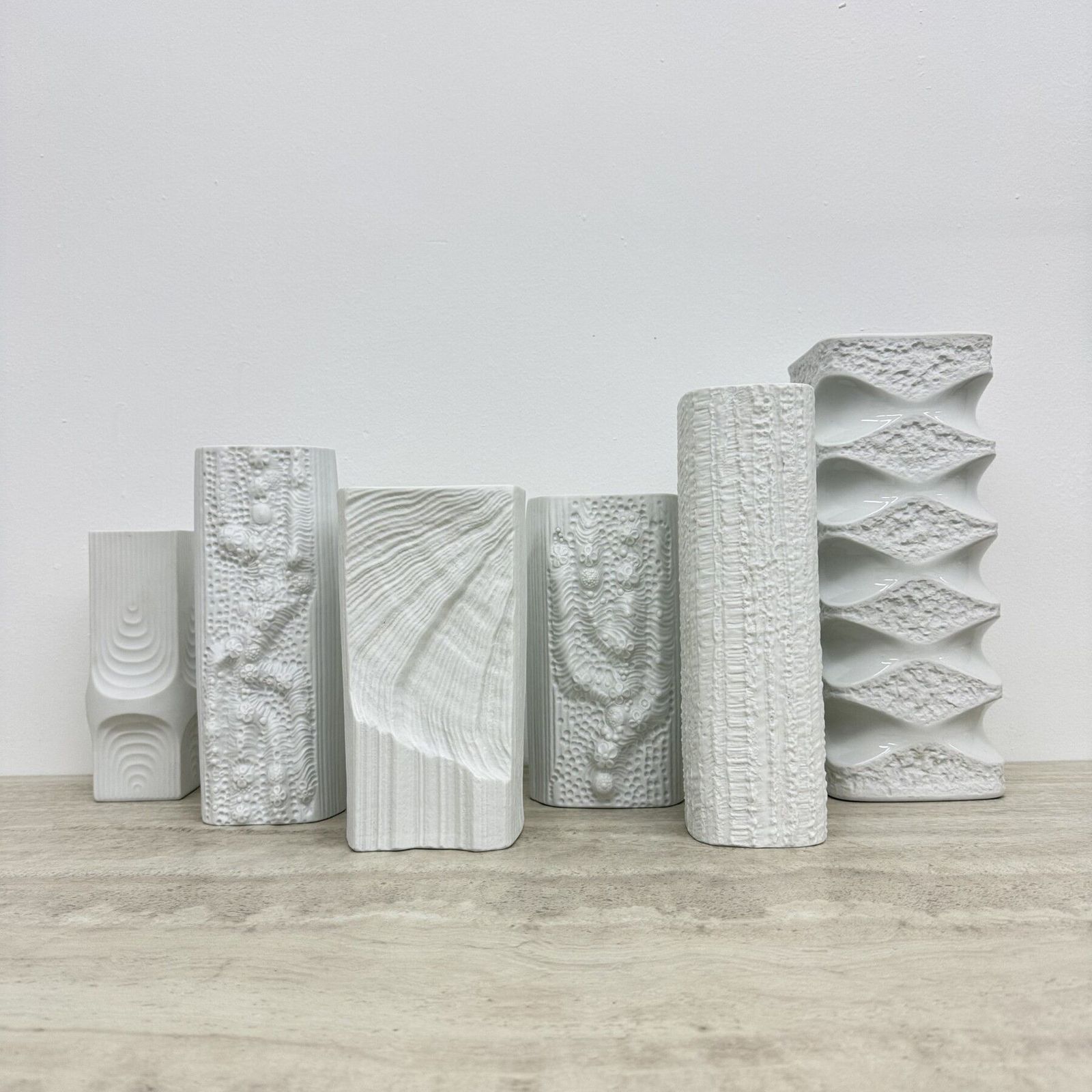 702.0 Set Of 6 Rosenthal Bisque Reliëf Vases Op Art 1970s photo