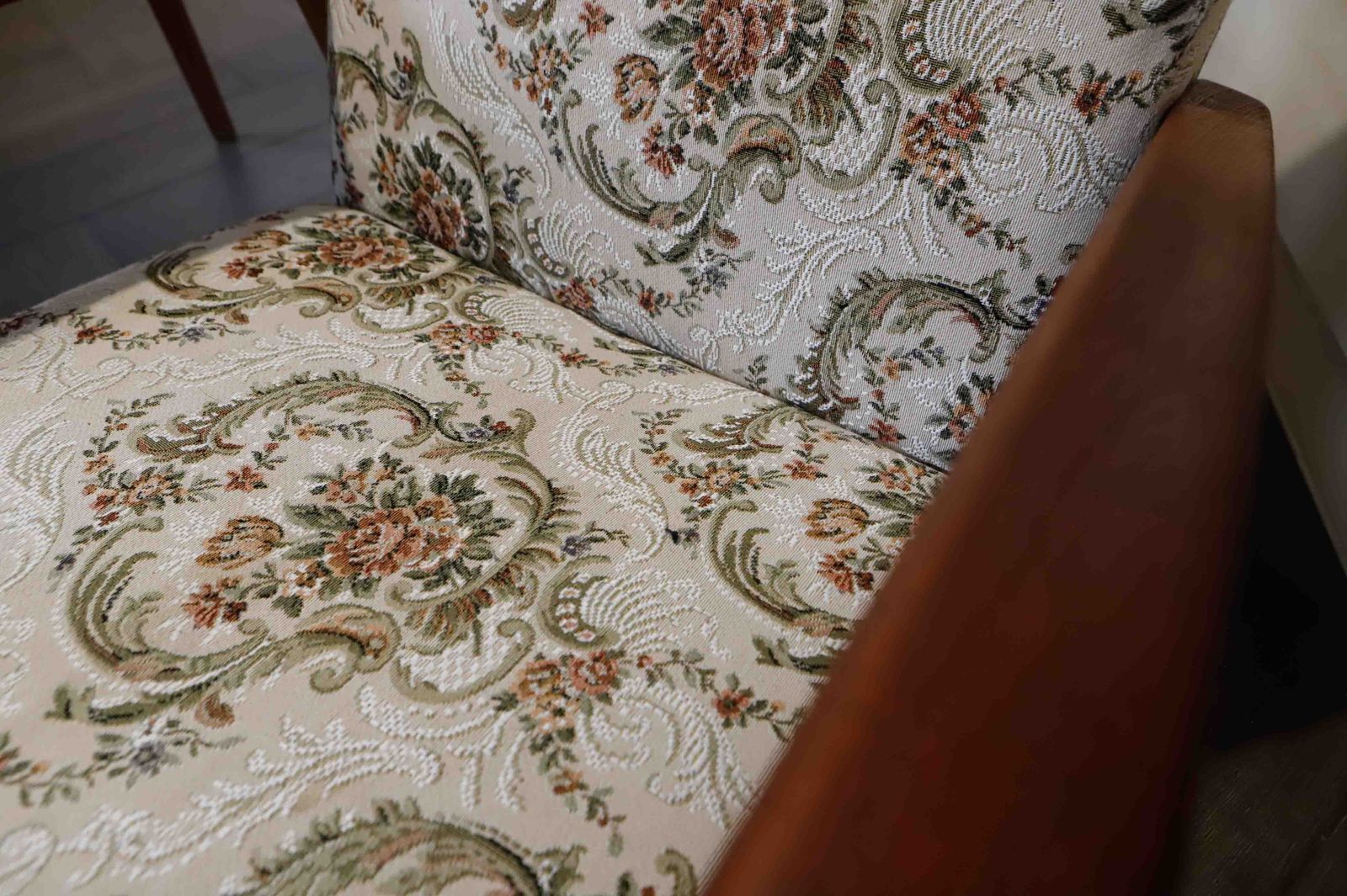 Set Of 2 Style Halabala Lounge Armchairs photo 1095.0