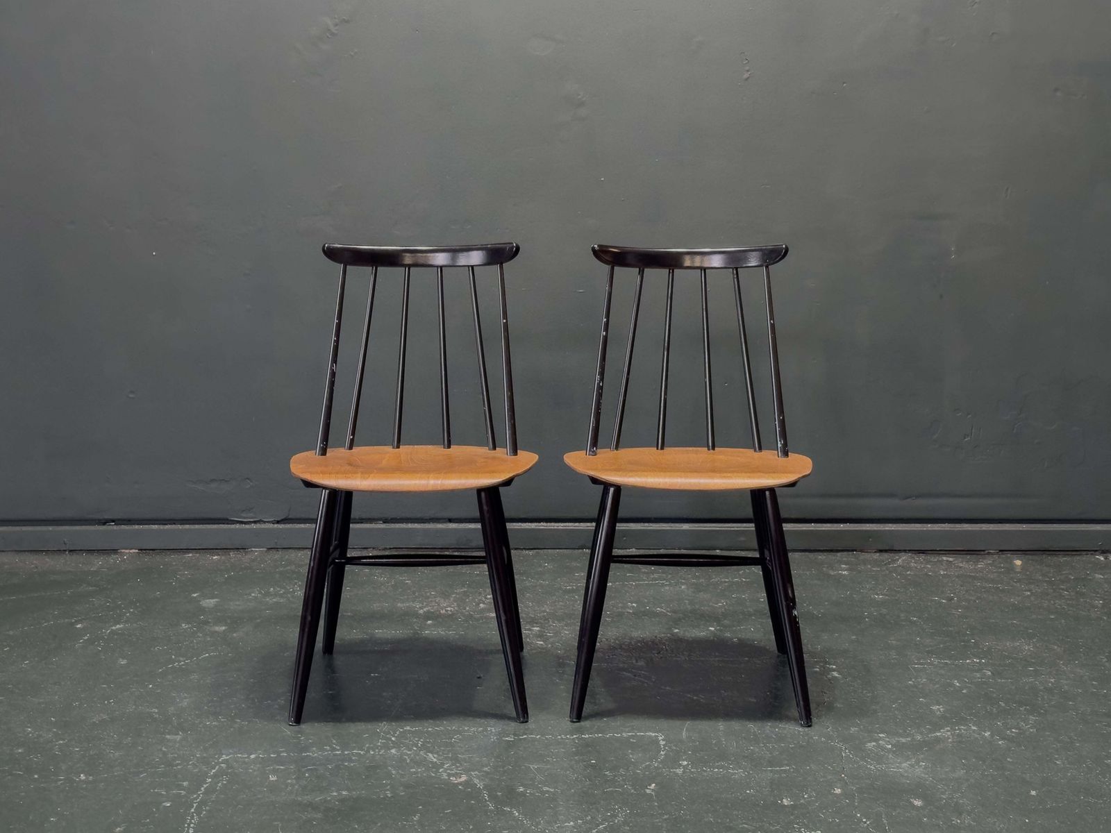 Pair Of Fanett Dining Chairs By Ilmari Tapiovaara For Edsby Verken photo 720.0
