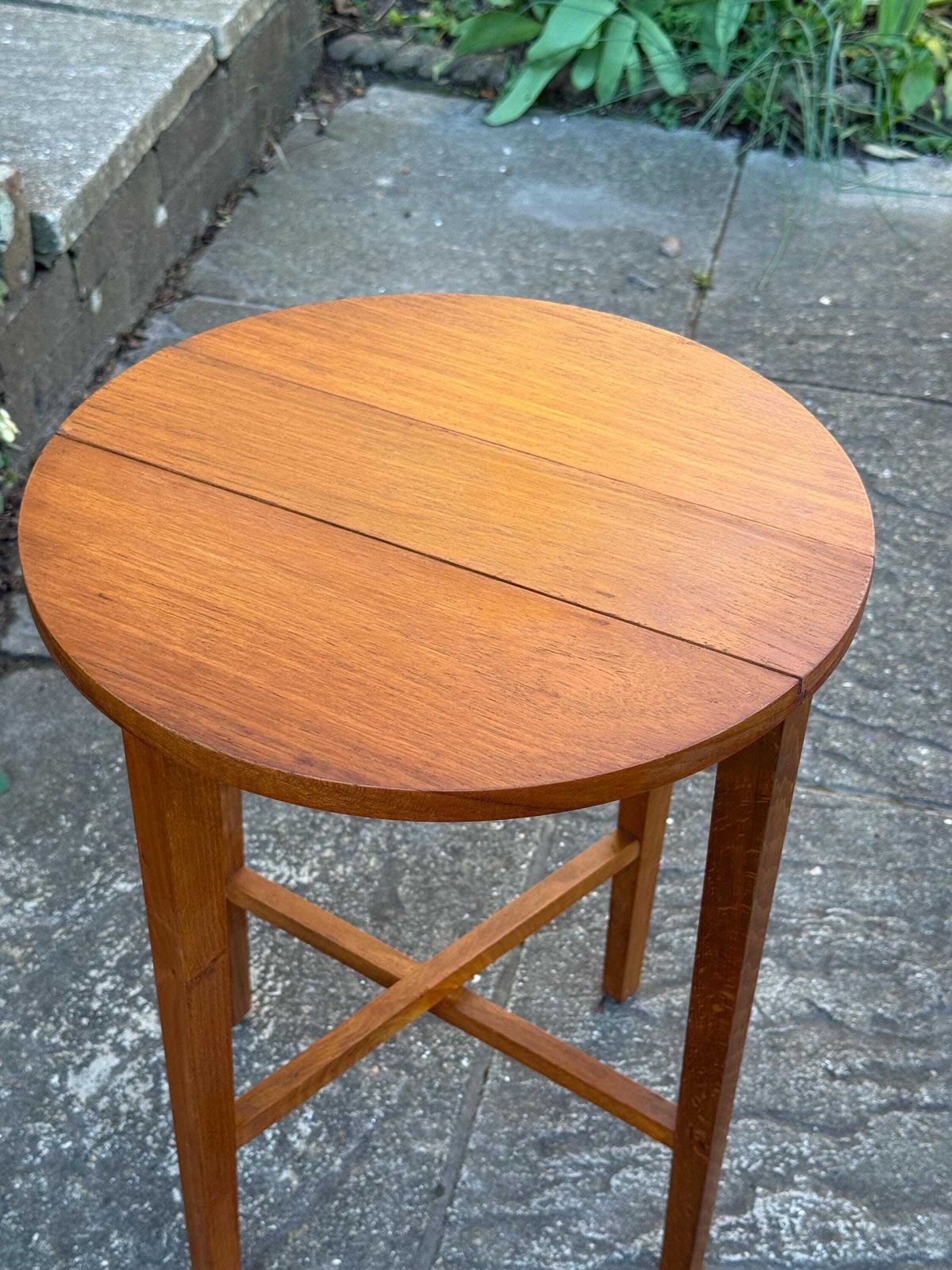 Vintage Retro Scandinavian Style Folding Side Table – Retro Teak Effect Mid Century Table (8) photo furniture