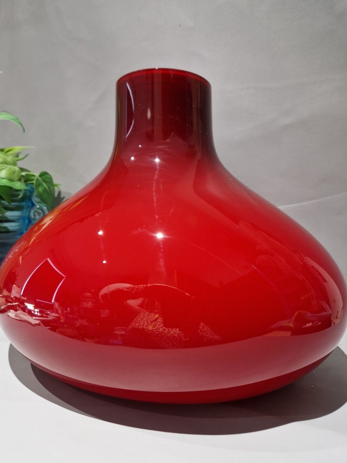 Nigel Coates Salviati Large Oversized Red Cased Italian Murano Glass Vase Signed photo vinterior