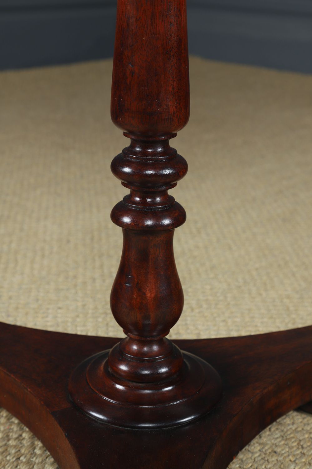 photo furniture Small Antique English William IV Mahogany Circular Round Wine / Centre / Occasional / Lamp Pedestal Table (Circa 1835)