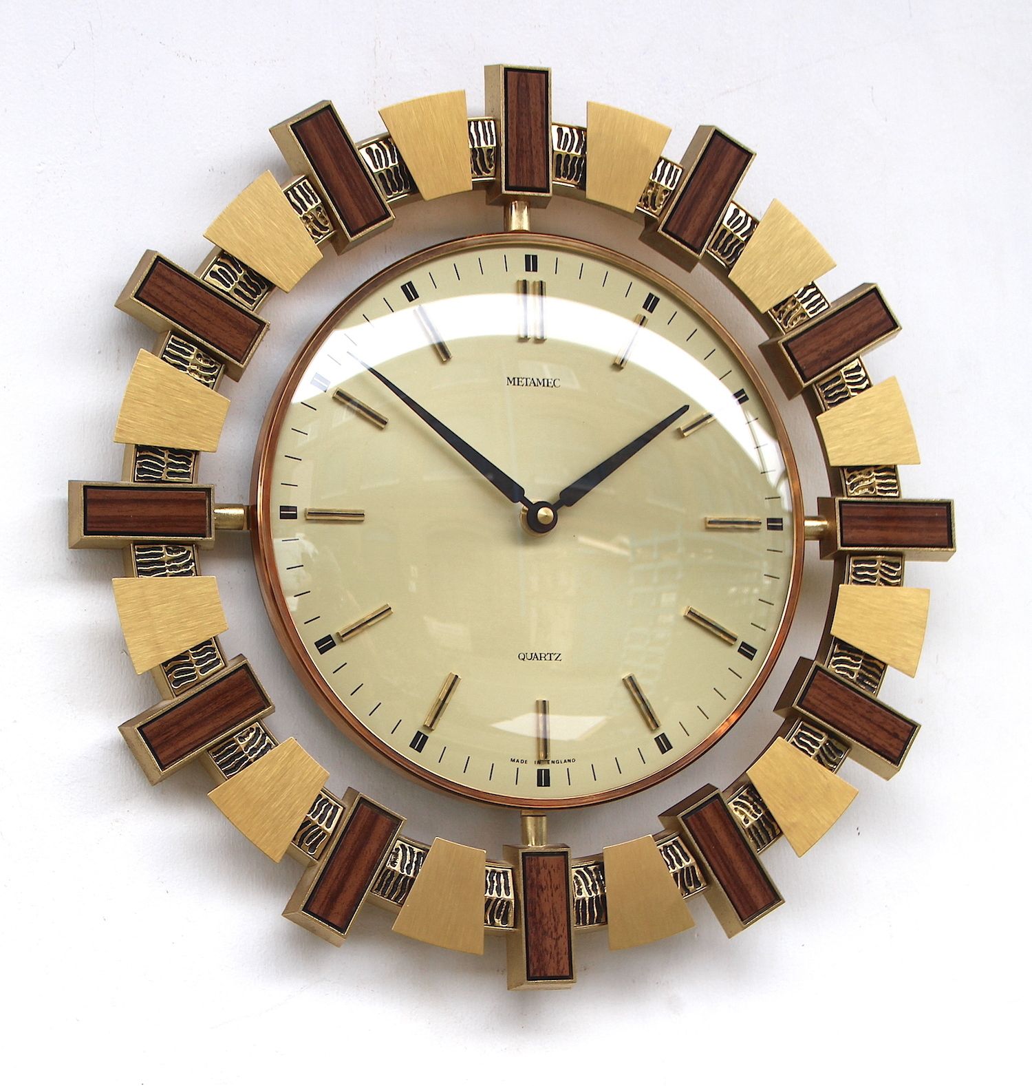 1970s British Sunburst/Kitsch Lounge Vintage Wall Clock. Fully Guaranteed. London Timepiece. photo for sale