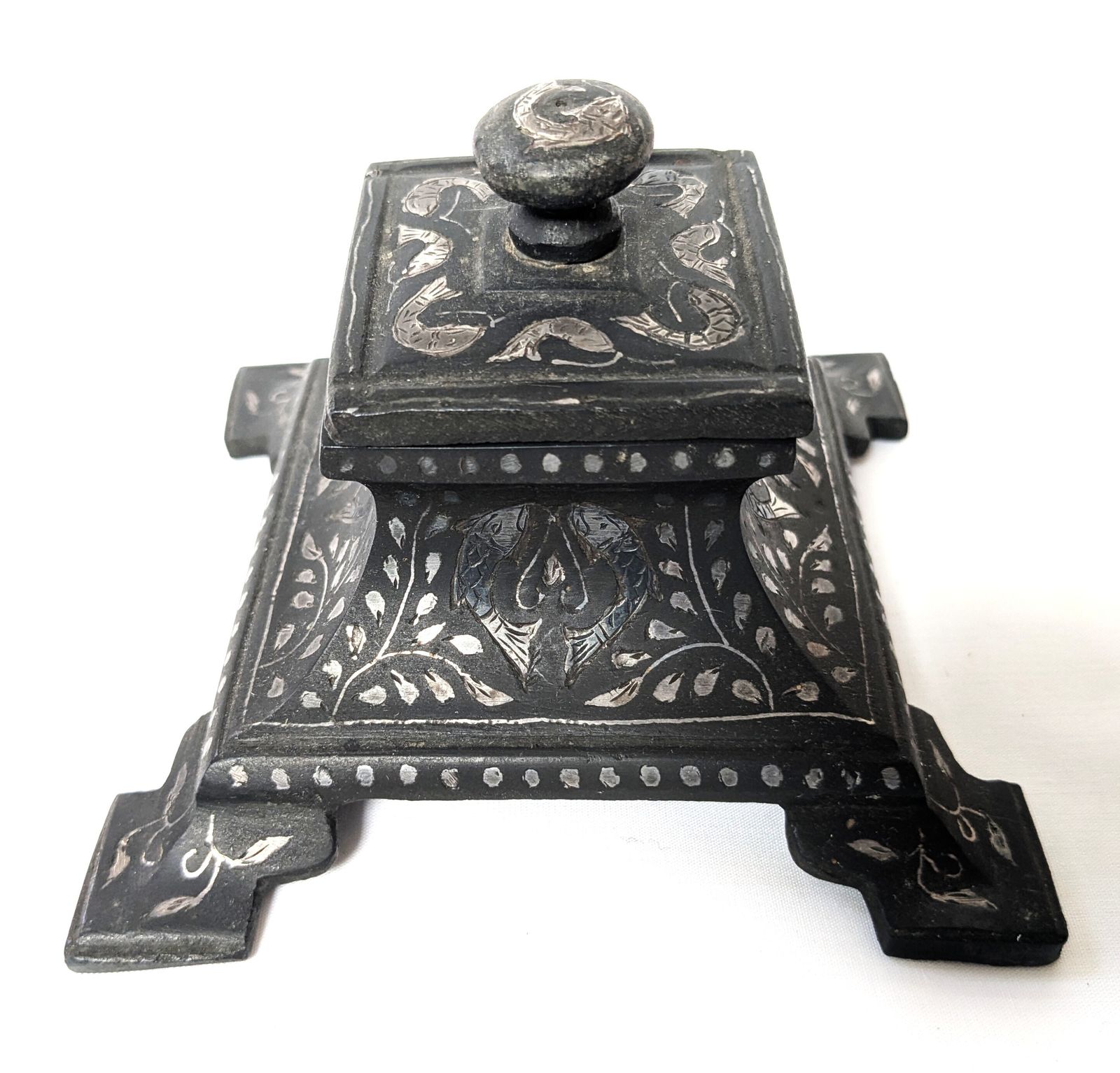 Antique Indian Lucknow Bidriware Sterling Silver Inlaid Decorated Inkwell photo vinterior