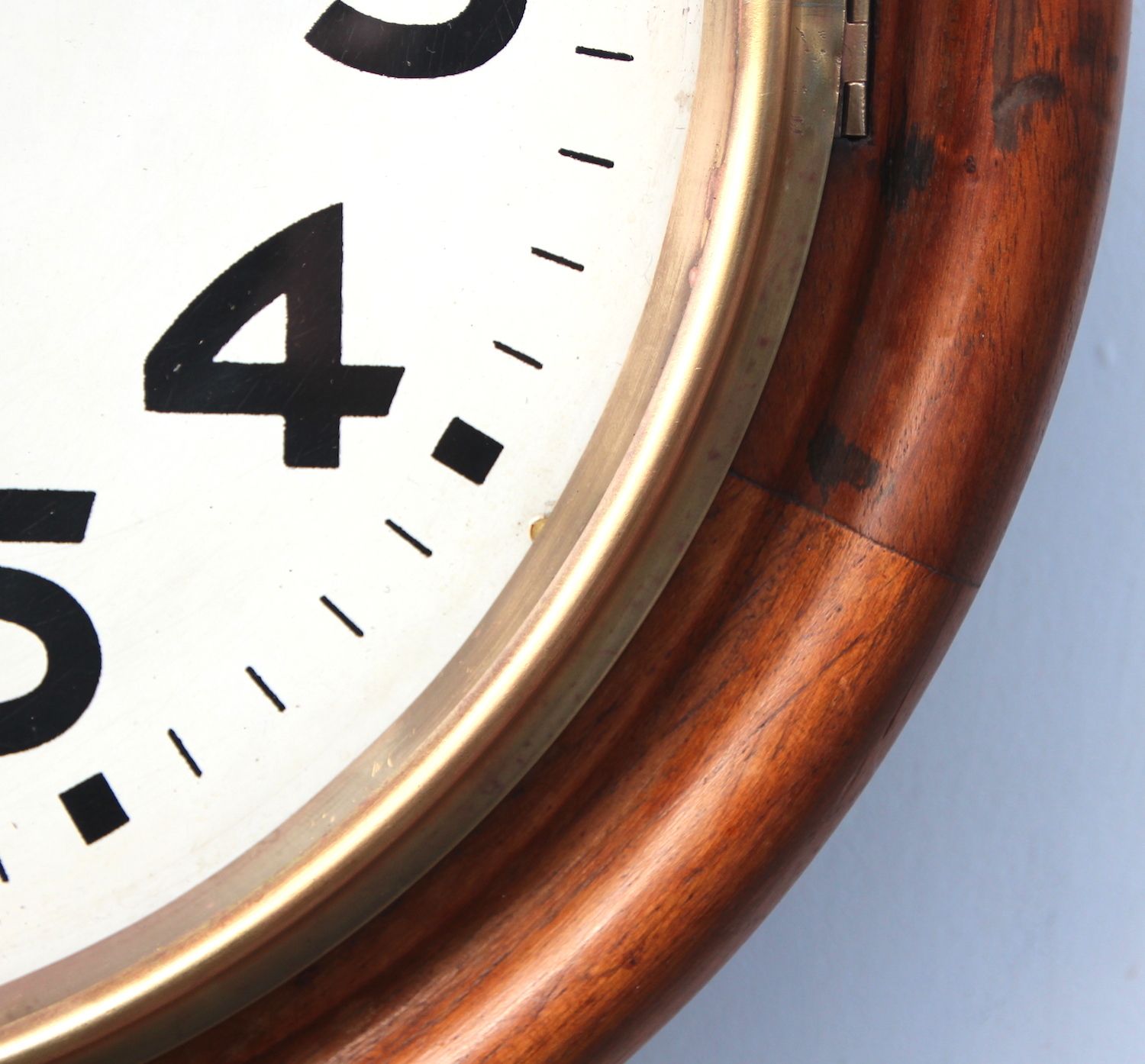 photo vintage Large 40cm Mahogany Railway Wall Clock Factory. Fully Guaranteed. London Timepiece.