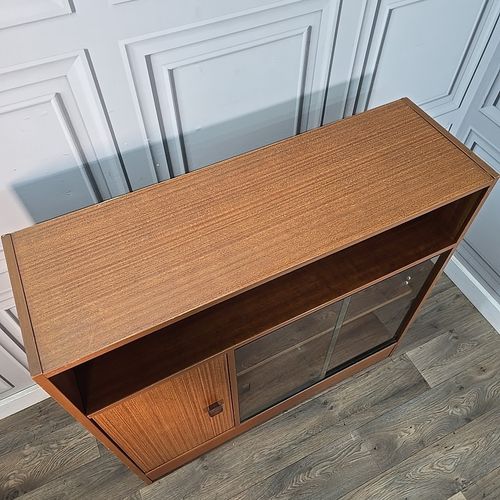 Furniture Retro Bookcase Display Shelves Vintage Wood Effect Mid Century Glass Cabinet Mcm photo