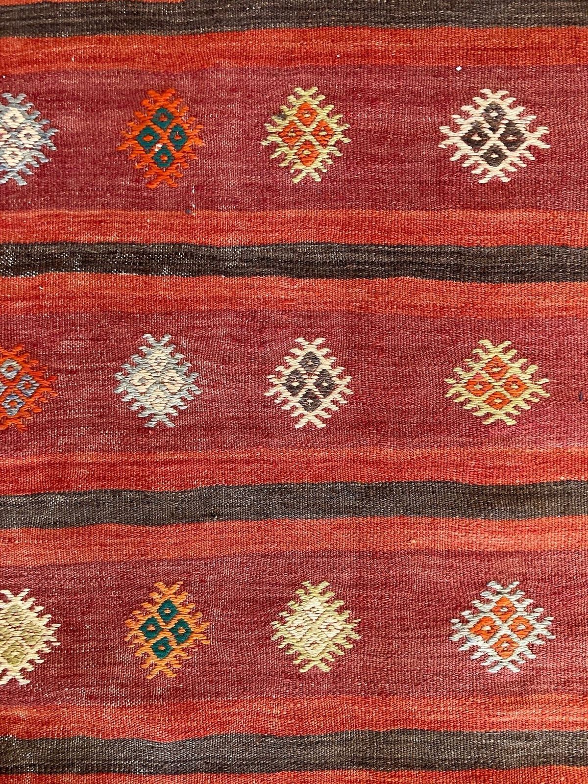photo furniture Vintage Anatolian Kilim 2.82m X 1.76m