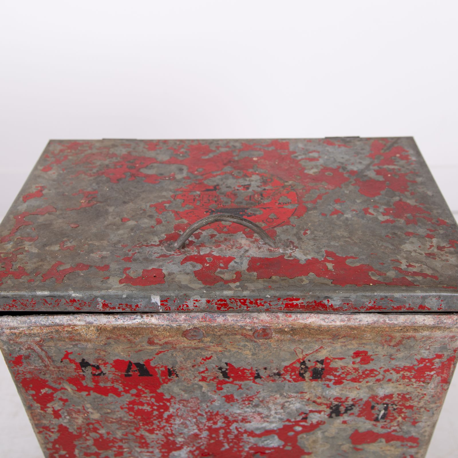 photo vinterior Vintage Fire Bin On Wheels From Richard Arkwright Masson Mills