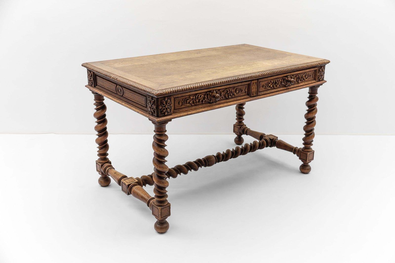 Late 19th Century French Barley Twist Writing Desk photo vinterior