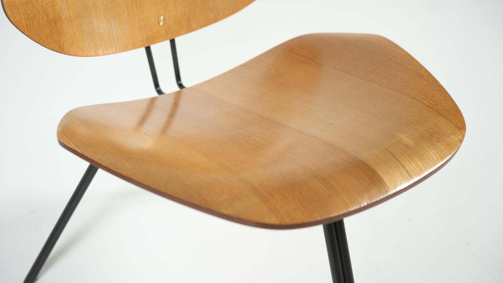 Mid Century Modern P31 Chairs By Osvaldo Borsani, Tecno, 1950s photo 6086.0