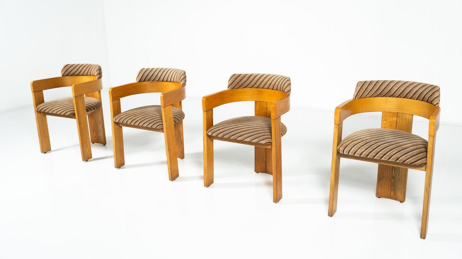 Set Of 4 Armchairs, Wood And Fabric, Italy, 1970s photo Furniture