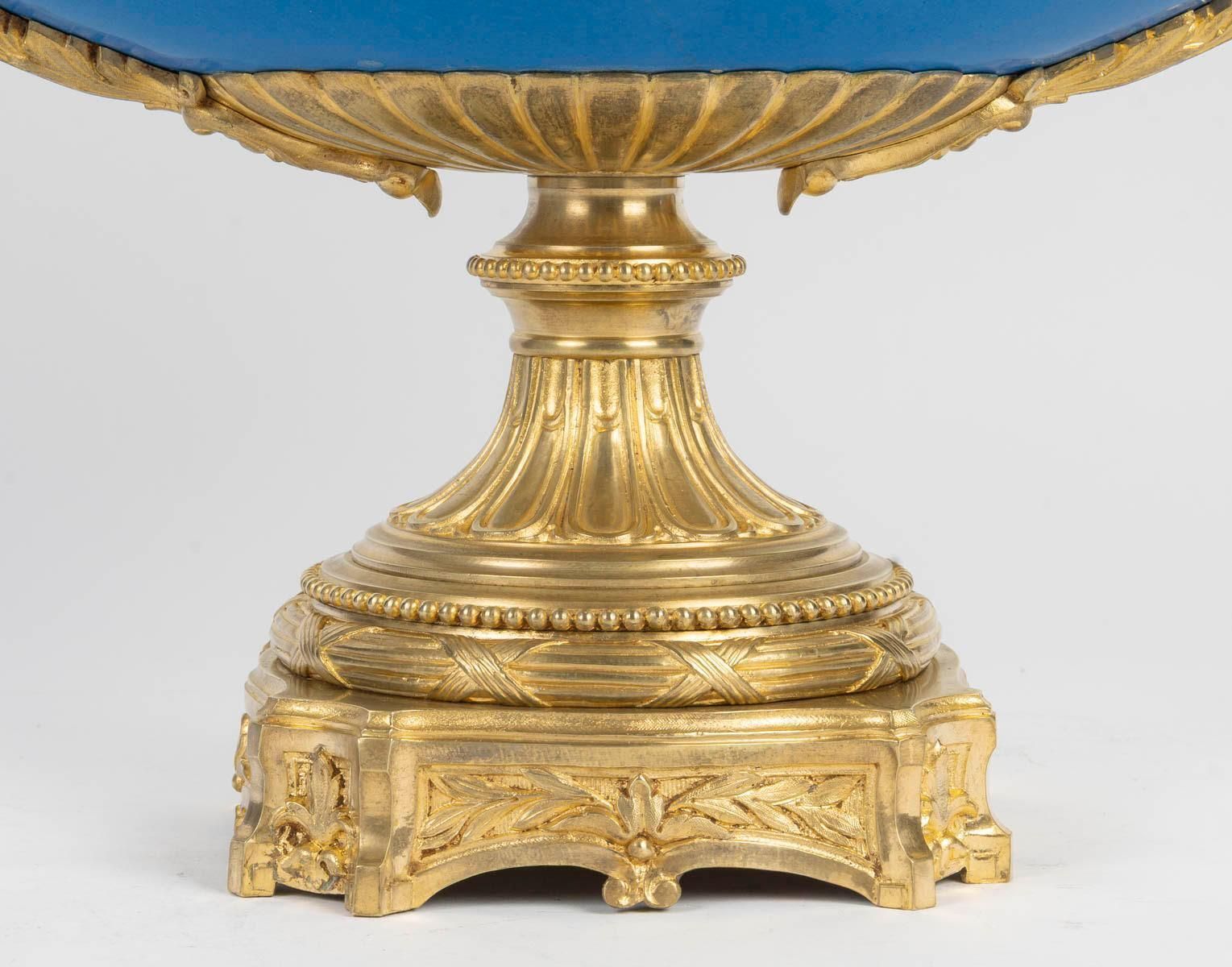 photo for sale Cup, Centerpiece In Paris Porcelain And Gilt Bronze, 19th Century.