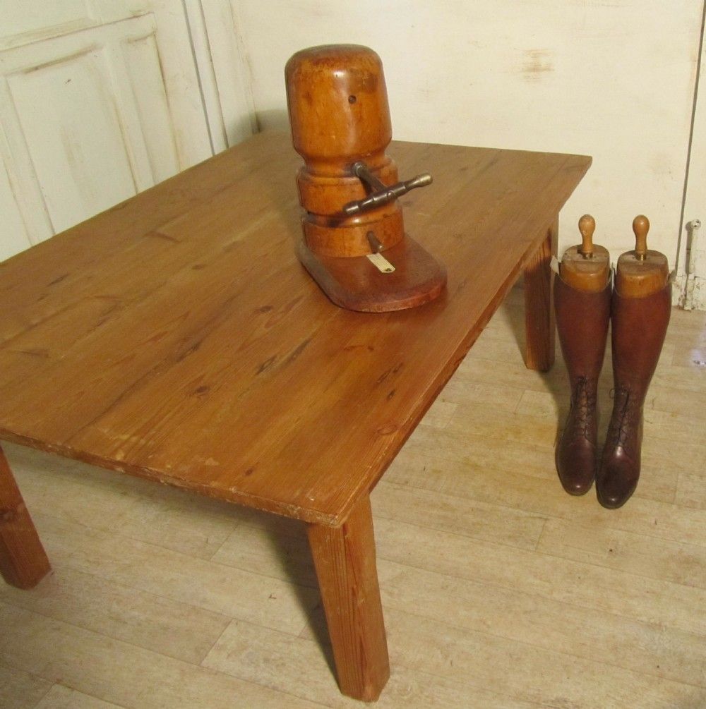 Pine Farmhouse Coffee Table photo Furniture