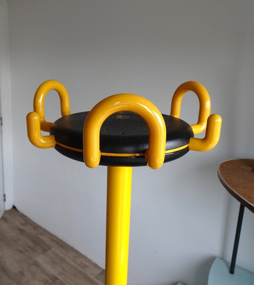 999 Aiuto Coat Rack By Barbieri & Marianelli For Rexite, Italy, 1980s photo furniture