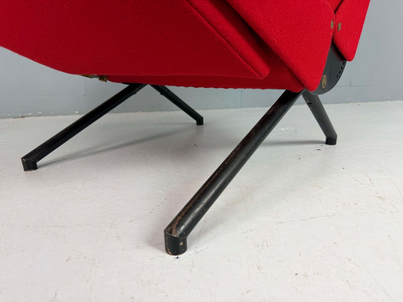 photo for sale Osvaldo Borsani Red "P40" Lounge Chair For Tecno, 1950 Italy