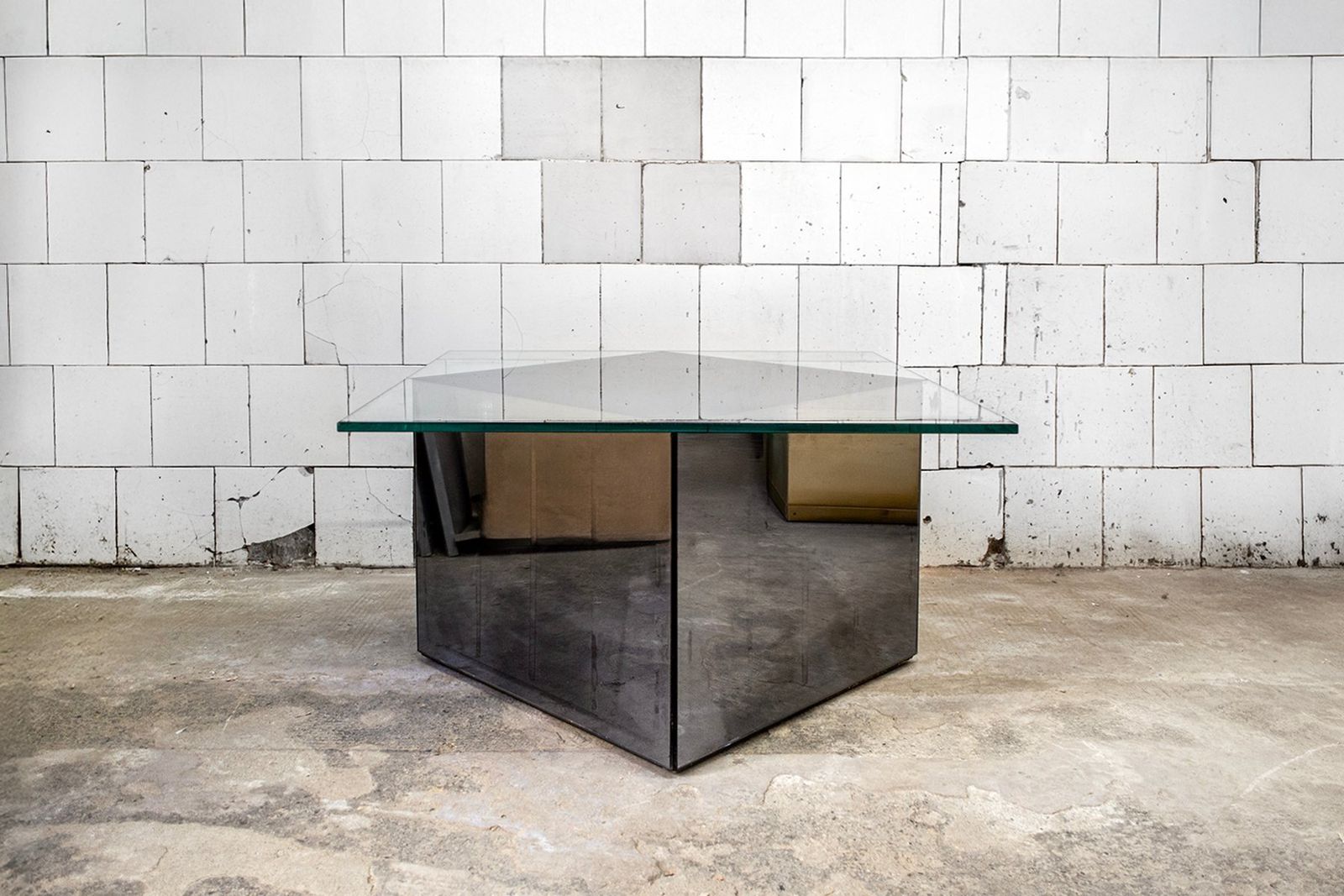 Square Mirrored Glass Blok Coffee Table By Nanda Vigo For Acerbis, 1970s photo furniture