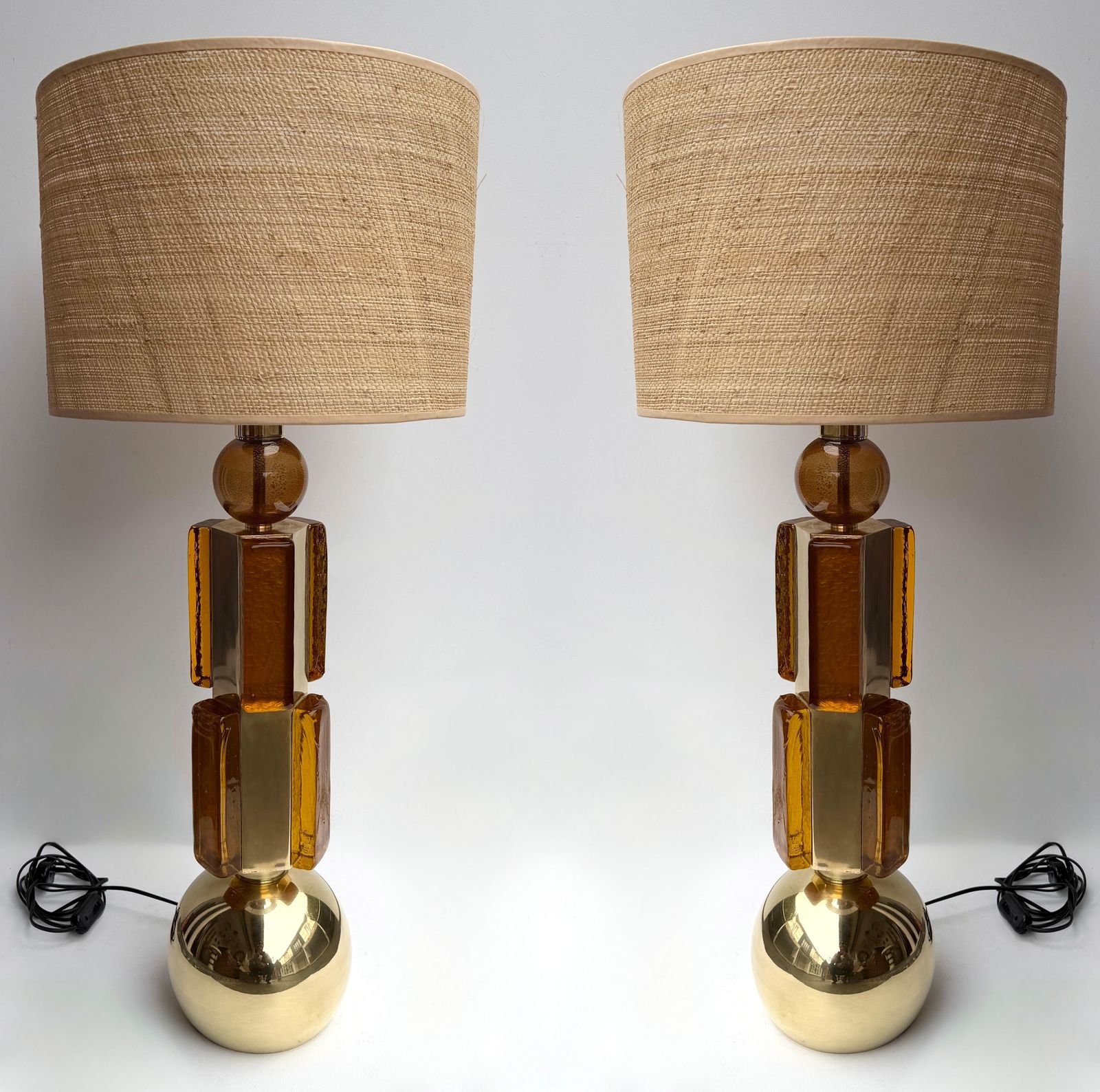 photo vinterior Contemporary Pair Of Brass And Murano Glass Lamps, Italy