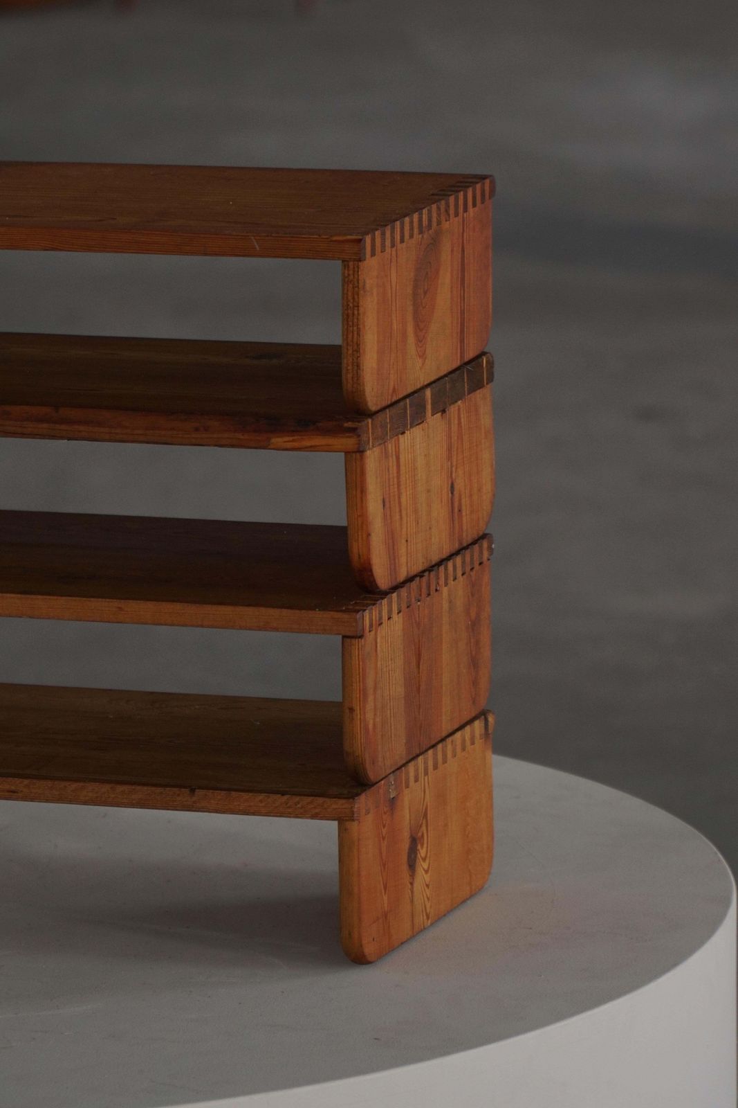 Swedish Modern, Set Of 4 Multifunctional Shelves In Pine, Late 19th Century photo Furniture