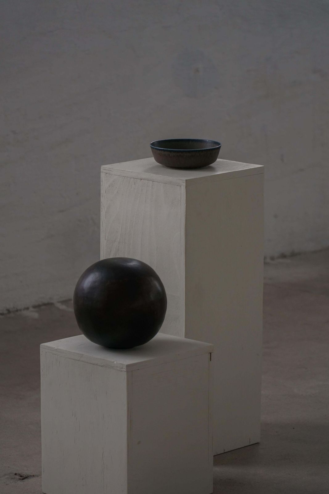 662.0 Eva Staehr Nielsen, Saxbo Bowl, "237", Danish Modern Ceramics, Mid 20th Century photo