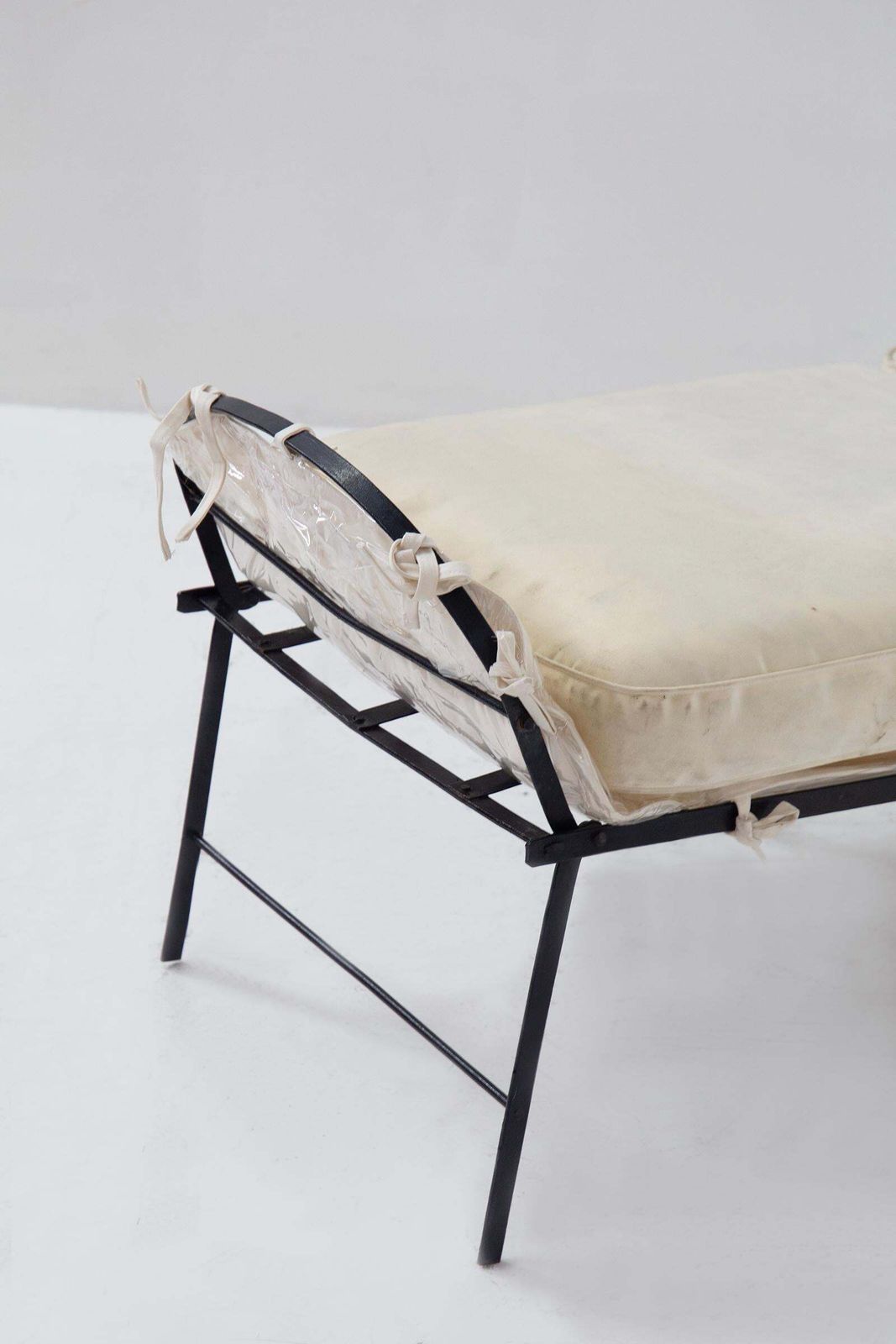 photo furniture French Art Deco Country Deck Chair In Iron With Fabric Cushions