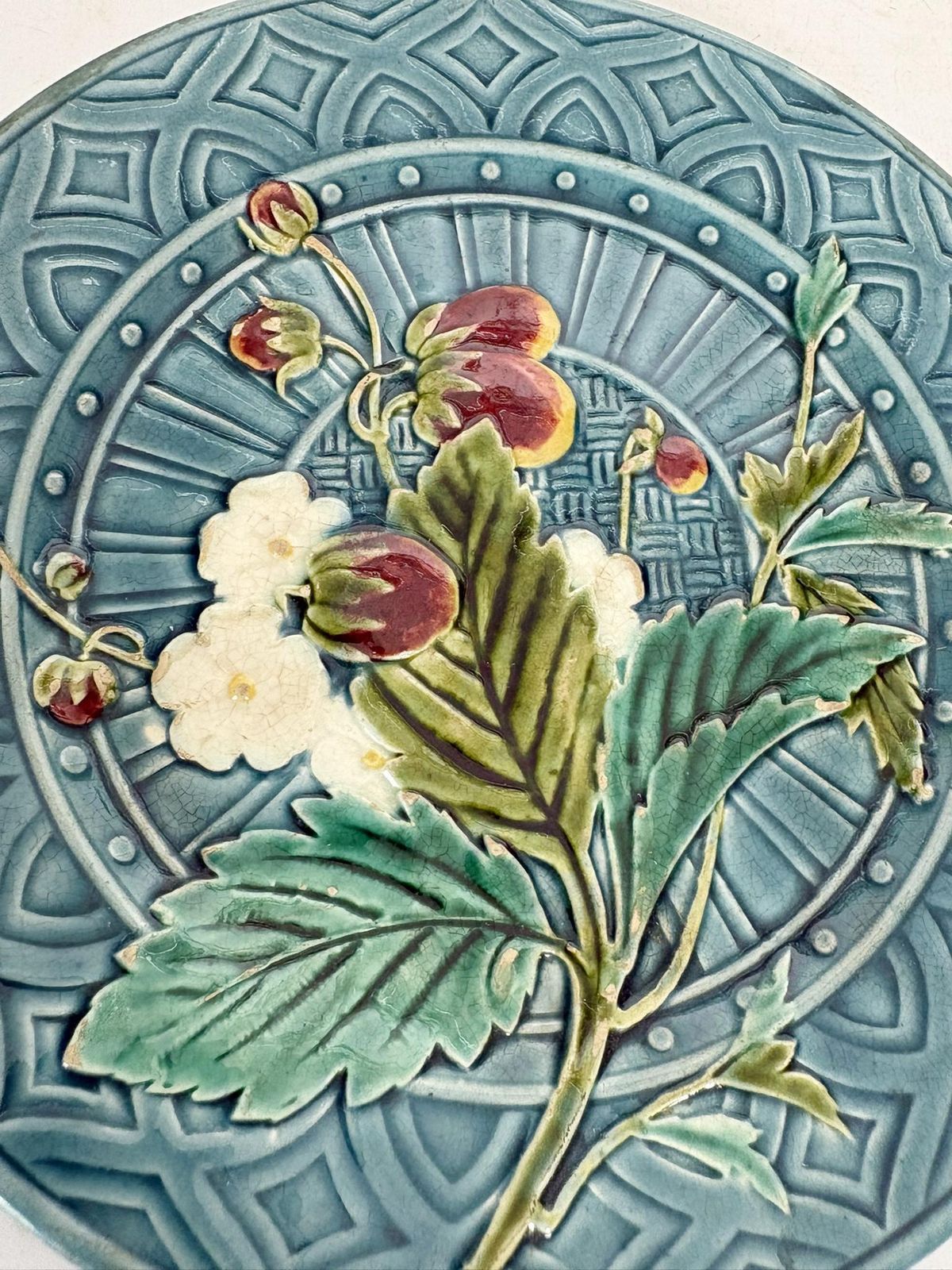 Set Of Majolica Plates Signed With Floral Motifs And A Pitcher photo vintage