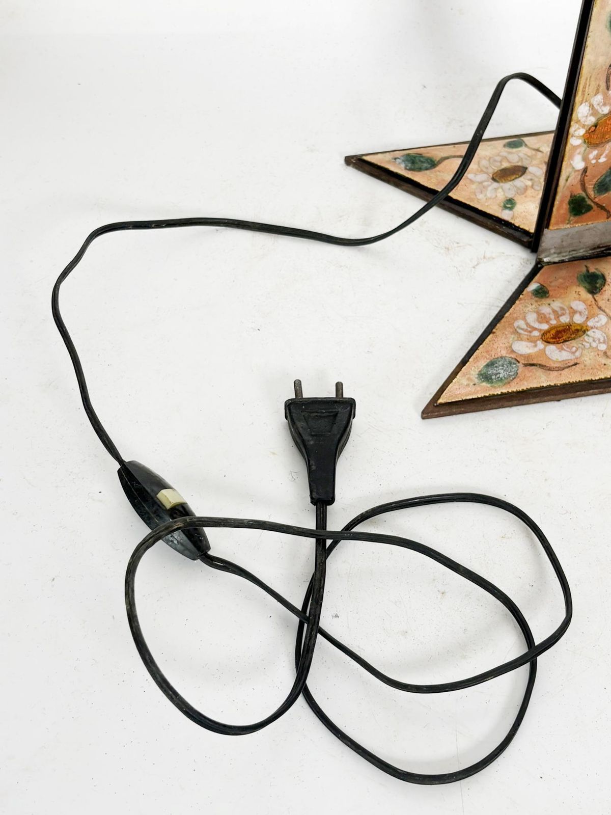 480.0 Metal Lamp With Floral Decoration, France, 1970 photo